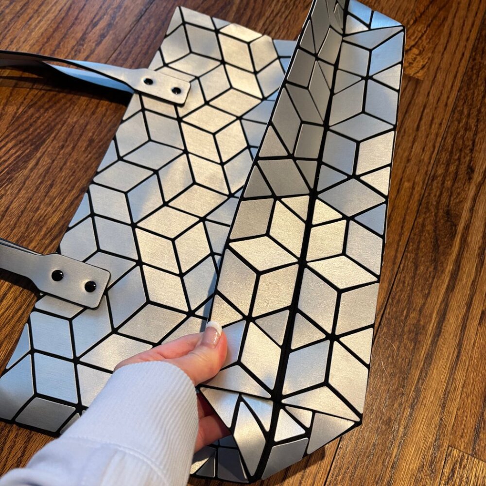Patrizia Luca Geometric Tote - Picture 2 of 3